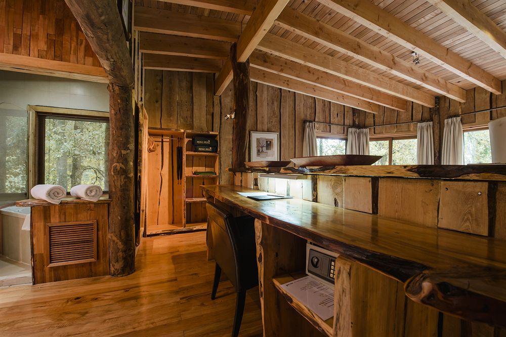 Huilo Huilo Nawelpi Lodge Puerto Fuy Buitenkant foto