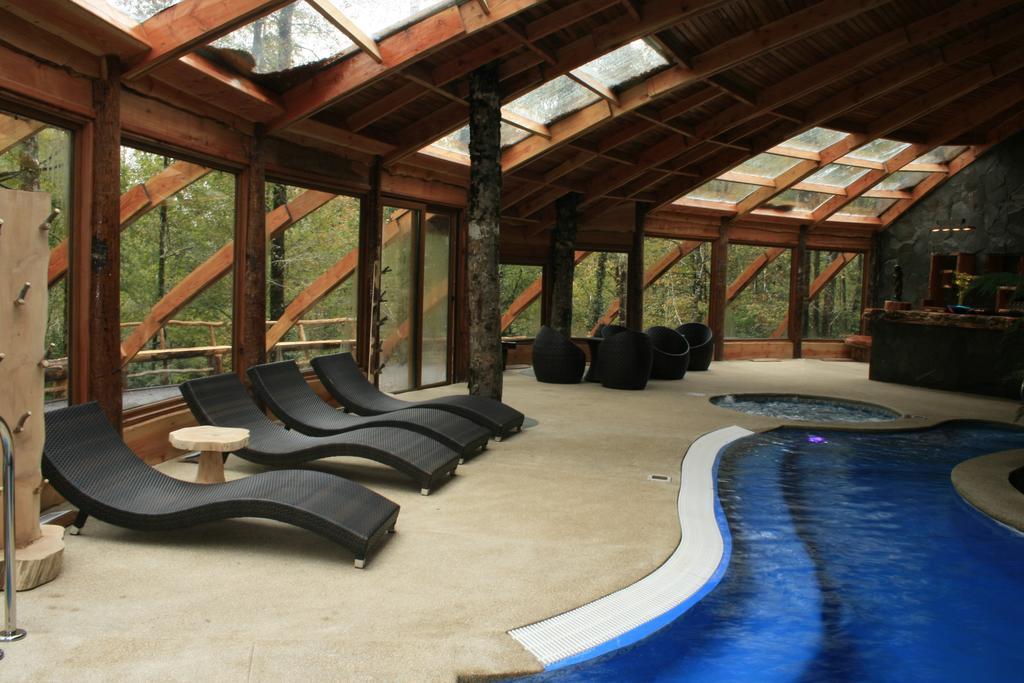 Huilo Huilo Nawelpi Lodge Puerto Fuy Buitenkant foto