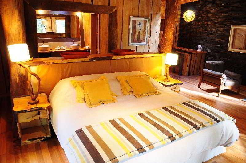 Huilo Huilo Nawelpi Lodge Puerto Fuy Buitenkant foto