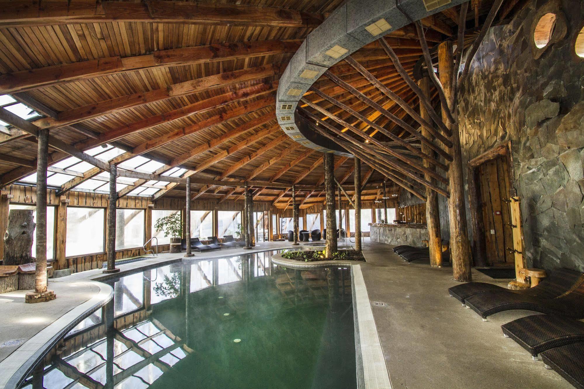 Huilo Huilo Nawelpi Lodge Puerto Fuy Buitenkant foto